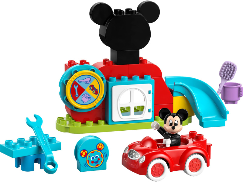 Mickeyho klubík a auto
