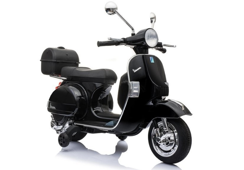 Elektrický skútr Vespa černý